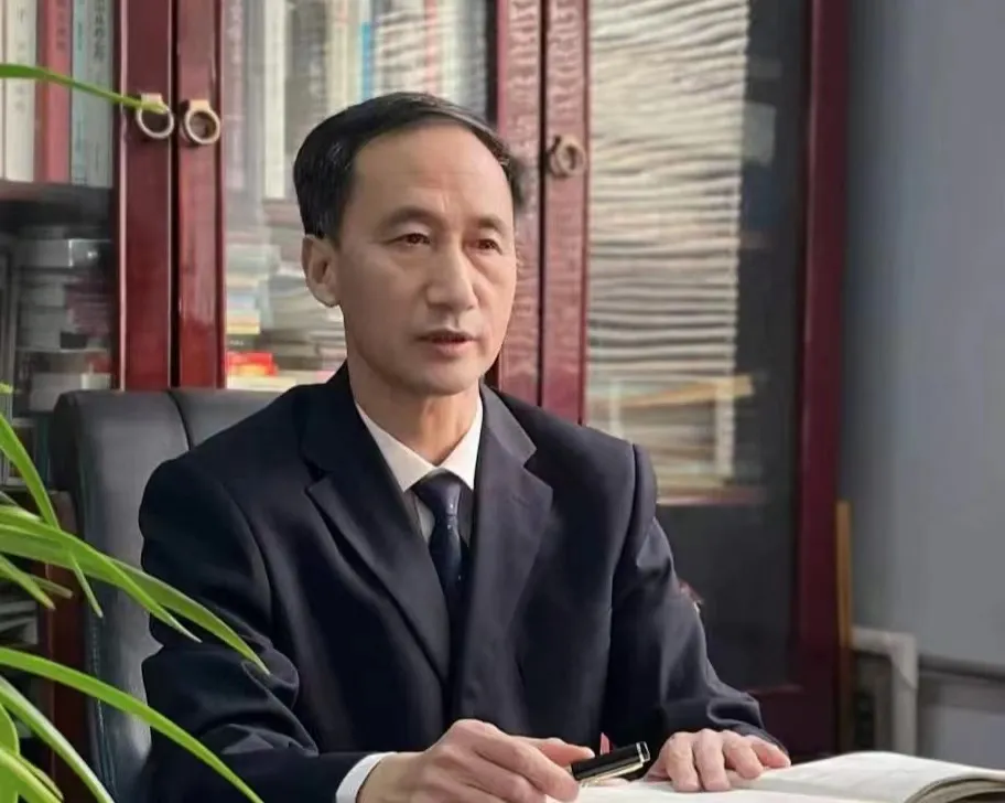 隆尧一中
